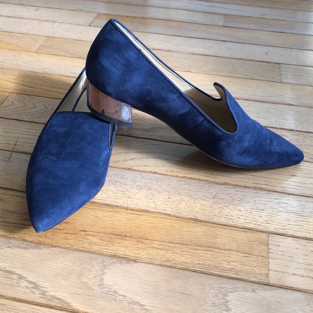 Beautiful Franco Sarto Navy Leather, Sueded Shoes, Worn once. Size 6.5. Unique!